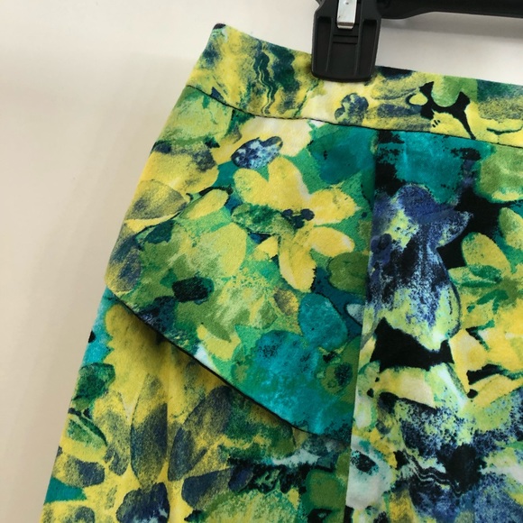 Olivia & Martin Peplum Floral Pencil Skirt 8 - Picture 4 of 6